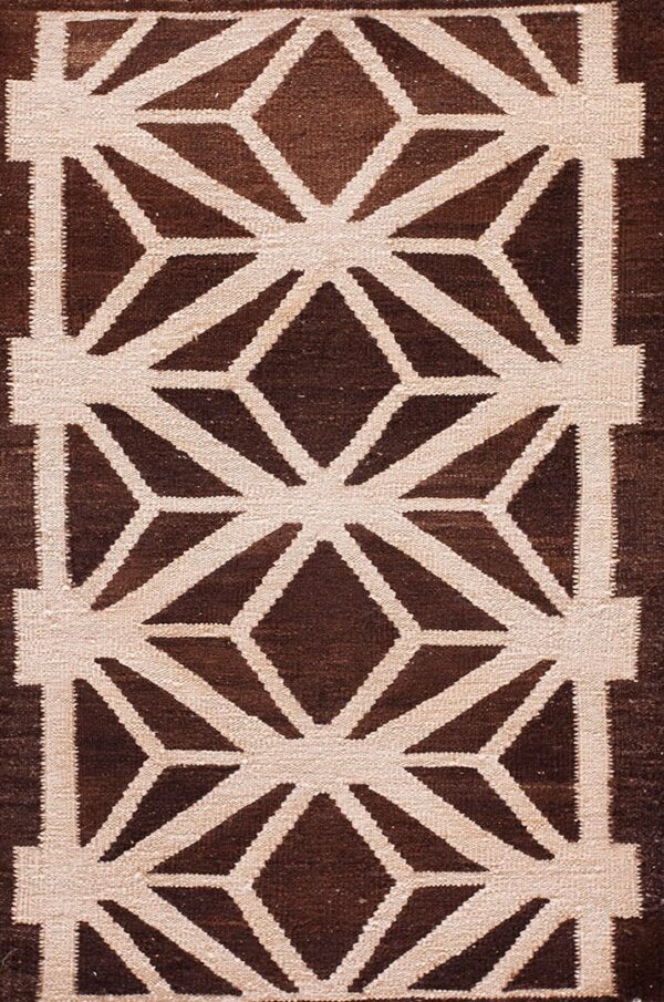Contemporary kouhi flat weave rug, design k7212b 1 Contemporary american hooked rug, design k7212b