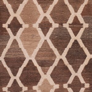 Contemporary American hooked rug, design K7213B