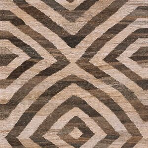 Contemporary American hooked rug, design K7216C