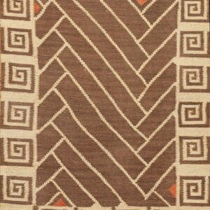 Contemporary American hooked rug, design K7226