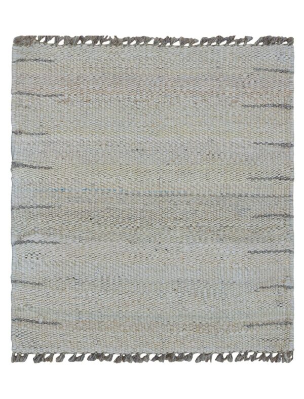 Contemporary american hooked rug, design k7301f