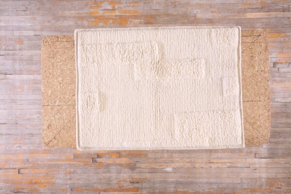 Contemporary moroccan style rug, design m5016 1 Contemporary american hooked rug, design m5016