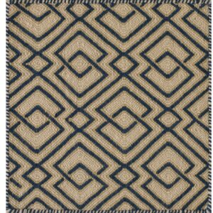 Contemporary American hooked rug, design M6003