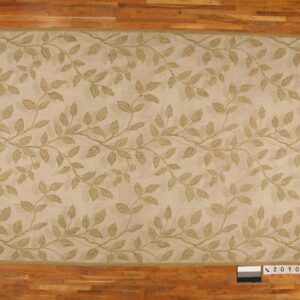Contemporary American hooked rug, design N2010