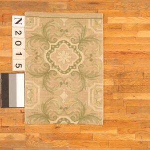 Contemporary American hooked rug, design N2015B