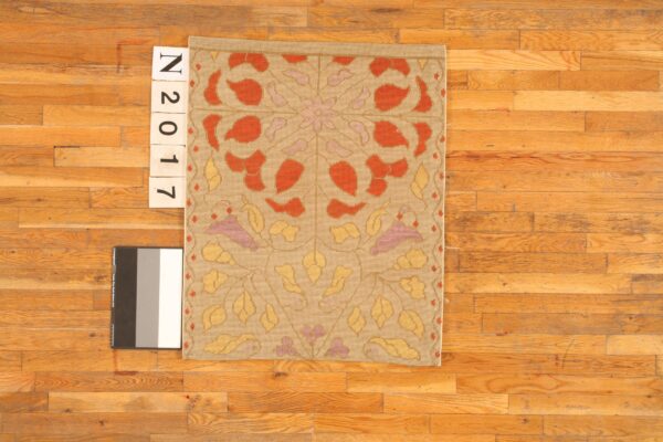 Contemporary needlepoint rug, design n2017 2 Contemporary american hooked rug, design n2017