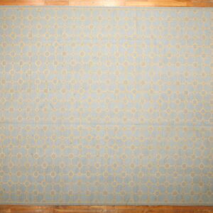 Contemporary American hooked rug, design N2019D