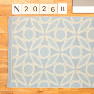 Contemporary American hooked rug, design N2026B