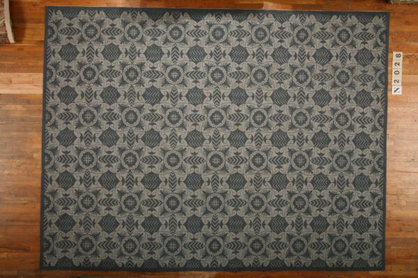 Contemporary needlepoint rug, design n2028 1 Contemporary american hooked rug, design n2028
