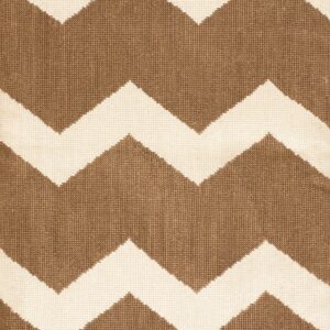 Contemporary American hooked rug, design N2082