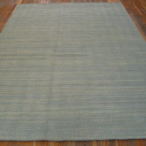 Contemporary American hooked rug, design R3023B