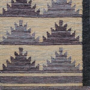 Contemporary American hooked rug, design SC_669