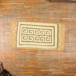 Contemporary American hooked rug, design SCP_22