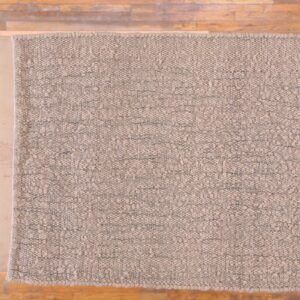 Contemporary American hooked rug, design SH_W3