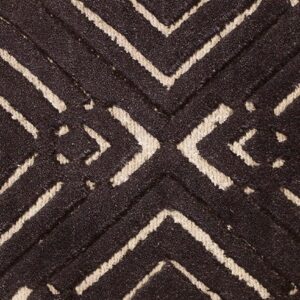 Contemporary American hooked rug, design TL_40A