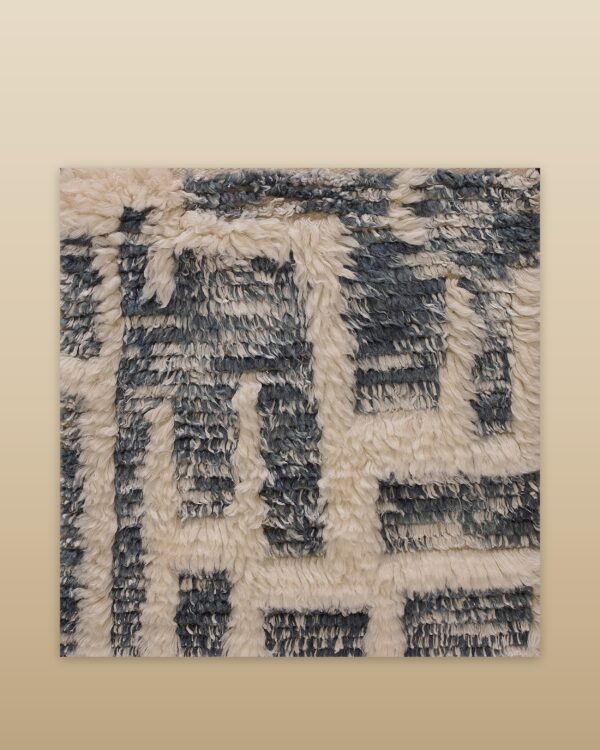 Contemporary american hooked rug, design tl_50