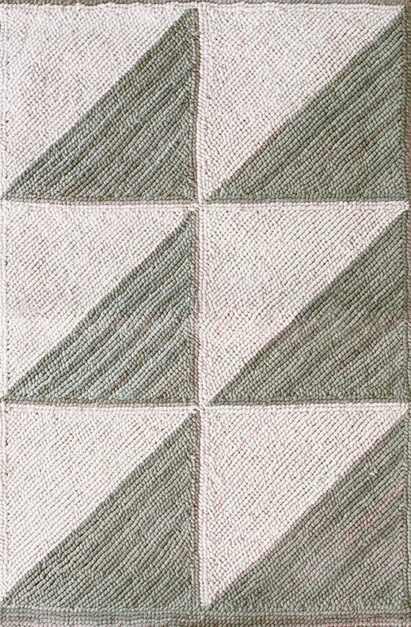 Contemporary american hooked rug, design w1026c 2 Contemporary american hooked rug, design w1026c