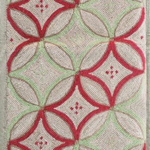 Contemporary American hooked rug, design W1071E4
