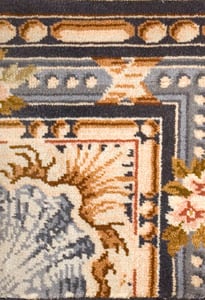 Contemporary American hooked rug, design W6006