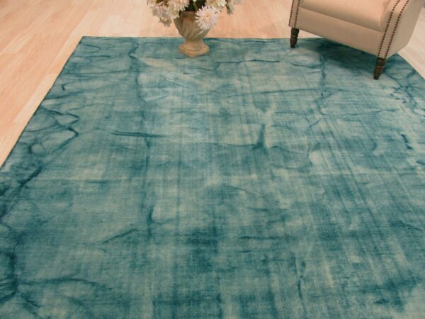 Dip dyed teal hand-tufted wool rug abstract 8'x10' carpet 4 Dip dyed teal handmade wool rug abstract 8'x10' carpet - detail view 3