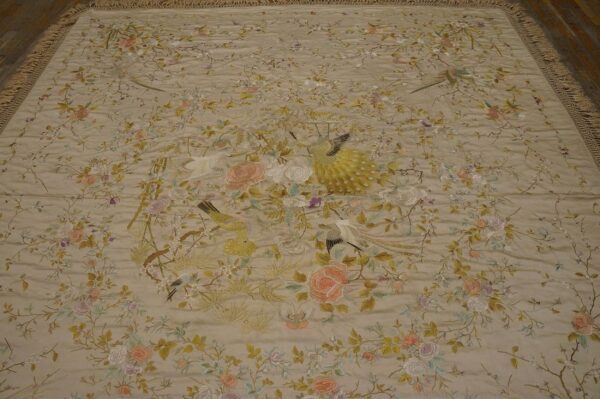 Elegant ivory ground with stylized floral design antique chinese silk embroidery 3 Elegant ivory ground with stylized floral design antique chinese silk embroidery - detail view 2