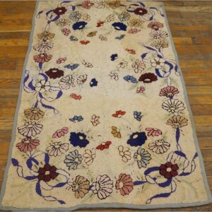 Wool 1930s Hooked American Antique Ivory Small Scatter Size Rug (SKU 20524) - detail view 1