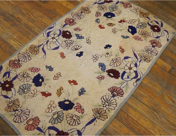 Wool 1930s hooked american antique ivory small scatter size rug 8 Wool 1930s hooked american antique ivory small scatter size rug (sku 20524) - detail view 4