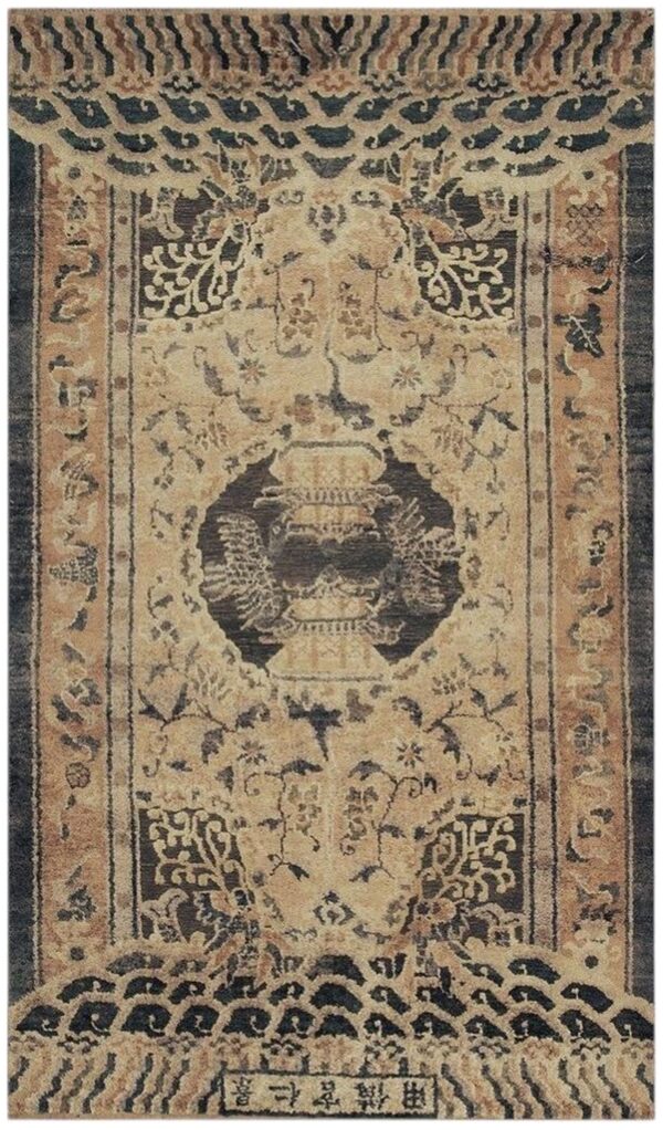 1980s gray cloud band classical motif medallion vintage chinese silk small rug 1 1980s gray cloud band classical motif medallion vintage chinese silk small rug