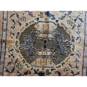 1980s Gray Cloud Band Classical Motif Medallion Vintage Chinese Silk Small Rug - detail view 4