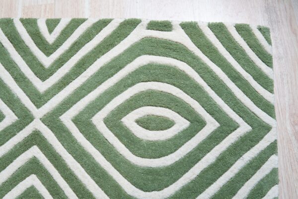 Green modern stripes hand tufted wool rug 5 x 8 4 Green modern stripes hand tufted wool rug 5 x 8 - image 4