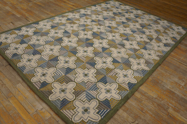 Contemporary hand-hooked rug, design i1041g 2 Contemporary hand-hooked rug, design i1041g