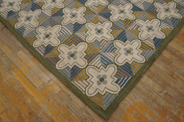 Contemporary hand-hooked rug, design i1041g 3 Contemporary hand-hooked rug, design i1041g