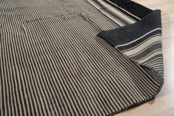 Black and beige stripe handmade wool rug - 8 x 10 size rugs 9 Black and beige striped handmade wool rug, black stripe (sku fio3bk8x10), detail 8