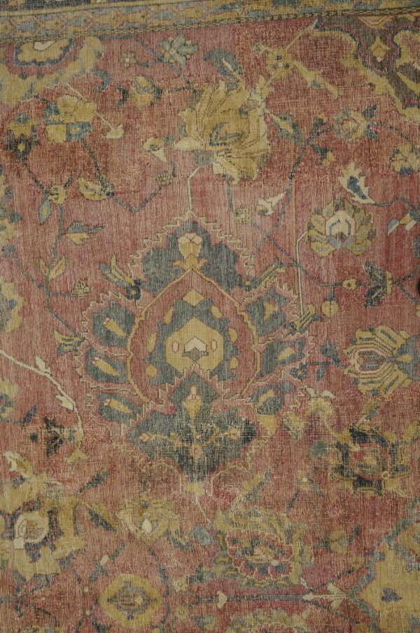 Mid-17th century persian safavid isfahan carpet, close view of a field palmette, stock number 20133
