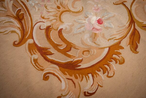 Vintage aubusson flat weave rug, beige rose medallion (sku fa5006bg9x12), detail 3