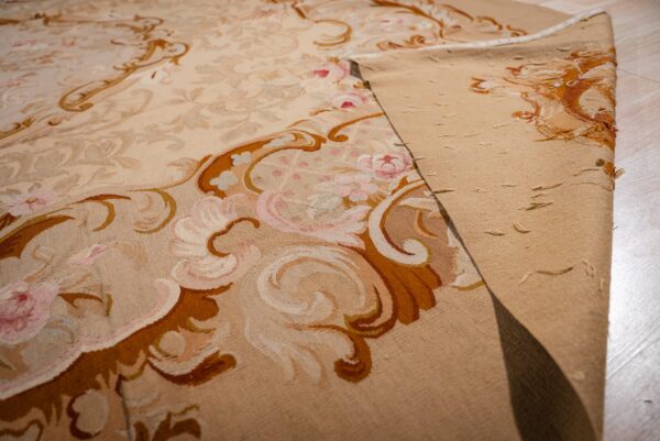 Vintage aubusson flat weave rug, beige rose medallion (sku fa5006bg9x12), detail 9