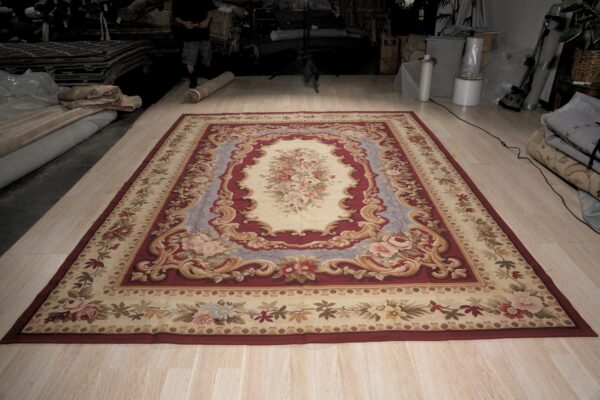 Vintage aubusson flat weave rug, burgundy rose medallion (sku fa5109rd9x12), detail 1
