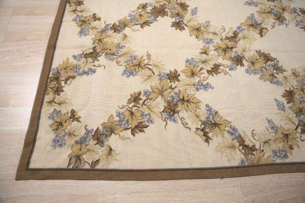 Vintage aubusson flat weave rug, ivory grapevine lattice, 9' x 12' 4 Vintage aubusson flat weave rug, ivory grapevine lattice (sku fa5176iv9x12), detail 3