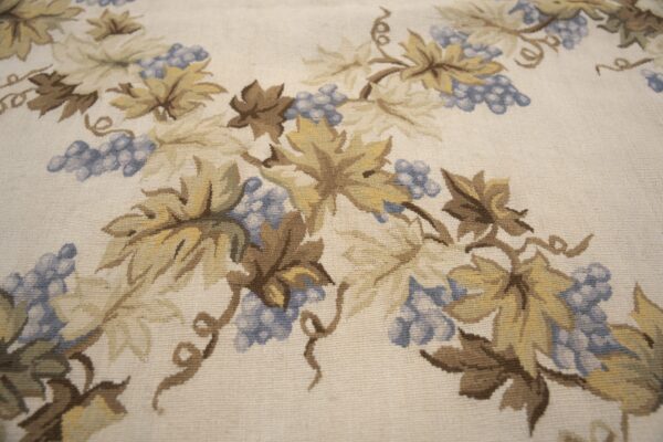 Vintage aubusson flat weave rug, ivory grapevine lattice, 9' x 12' 6 Vintage aubusson flat weave rug, ivory grapevine lattice (sku fa5176iv9x12), detail 5