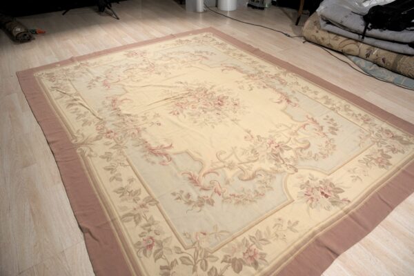 Vintage aubusson flat weave rug, pastel rose bouquet (sku fa3498bg9x11), detail 2