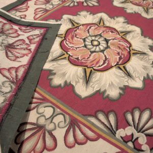 Vintage Aubusson flat weave rug, Raspberry Rosette (SKU FA5107RD9X12), detail 5